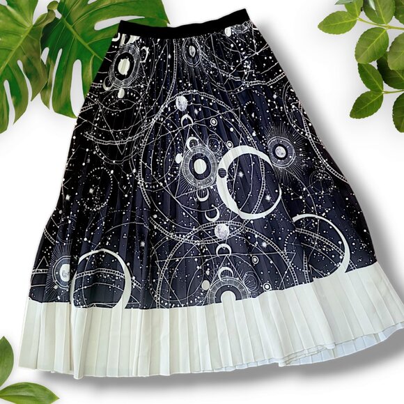 Source Unknown Dresses & Skirts - Astrology Pleated Skirt, Sz S-M